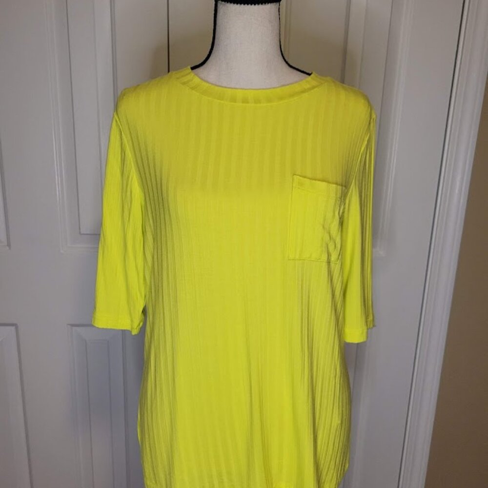 Banana Republic Neon Ribbed Pocket Tee – Size M